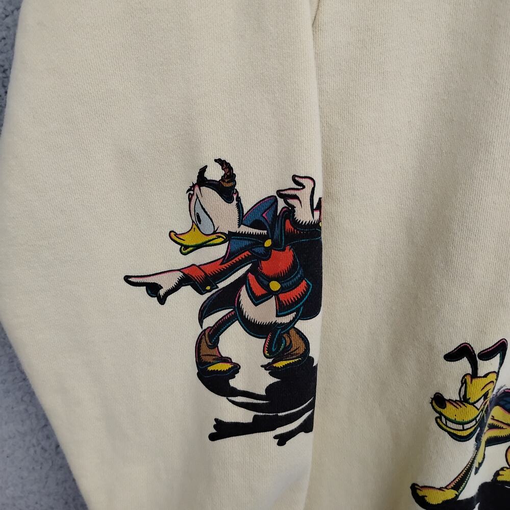 Disney Halloween Graphic Sweatshirt Size Large Crewneck Pale Yellow - Picture 6 of 11